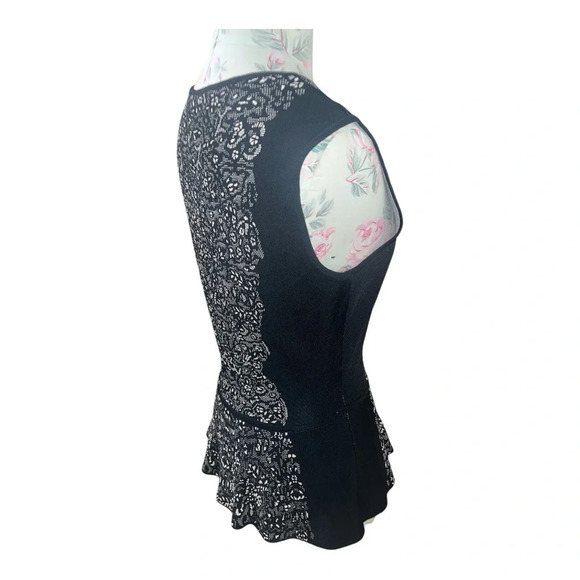 BCBGMAXAZRIA alonya peplum top size M Perfect Condition - Picture 5 of 8